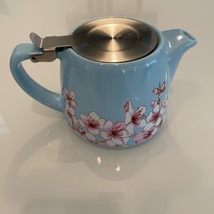 Alfred Ceramic And Stainless Steel Teapot 20 oz. Brand New NO BOX